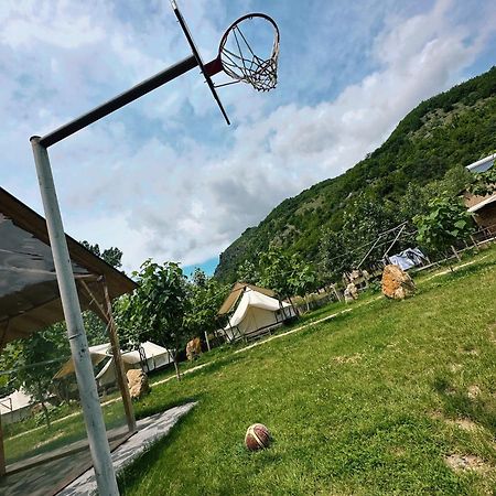 Hovek Guest House Dilijan Esterno foto