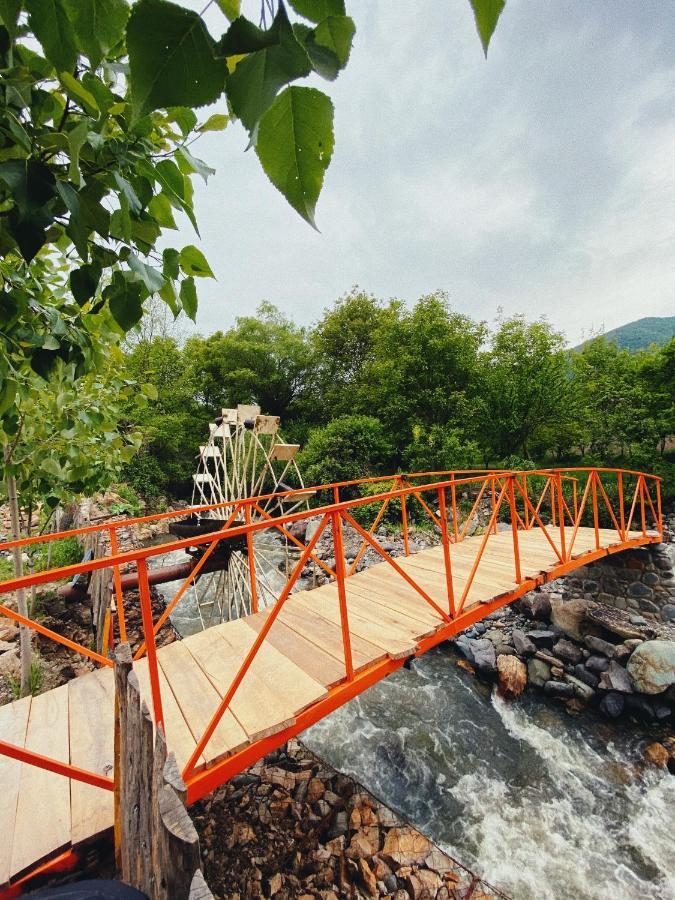 Hovek Guest House Dilijan Esterno foto