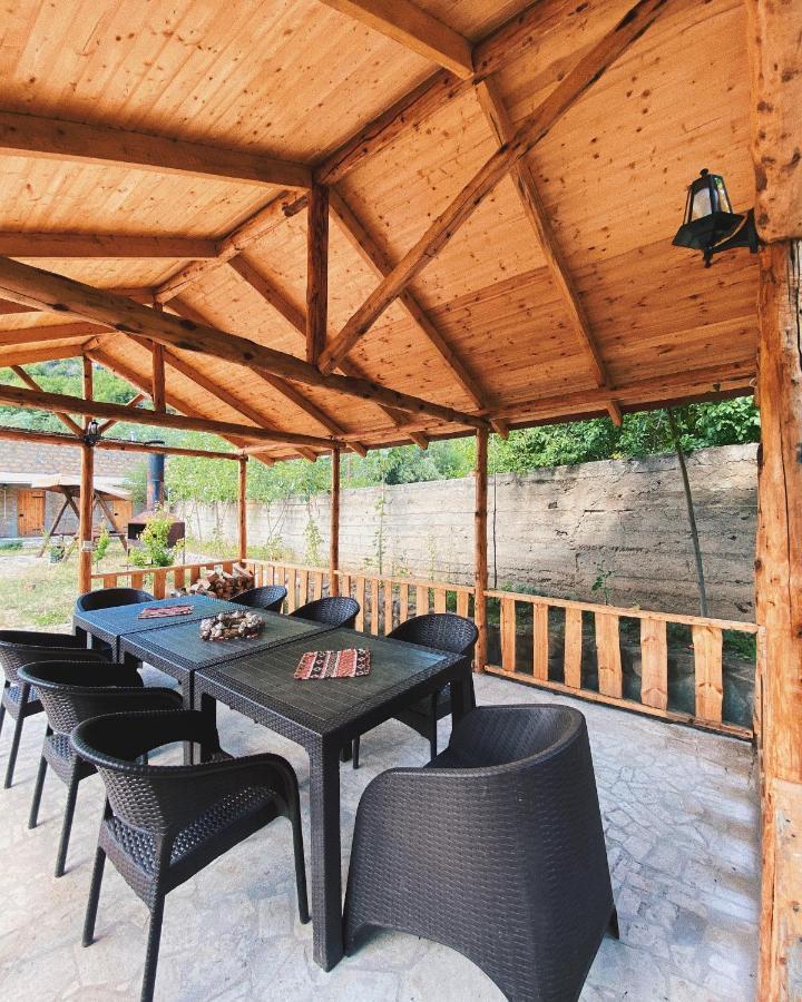 Hovek Guest House Dilijan Esterno foto
