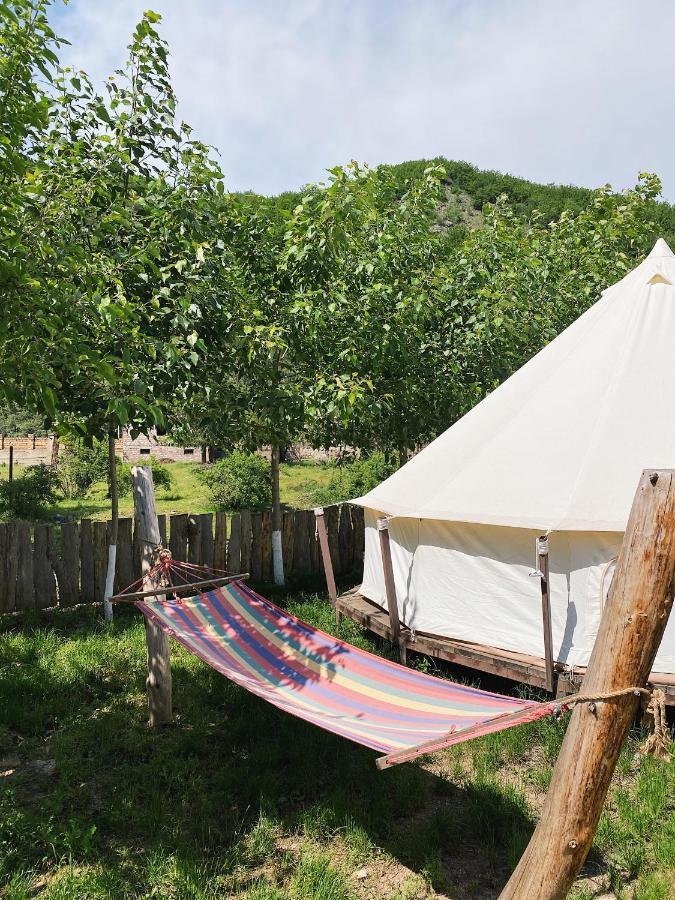 Hovek Guest House Dilijan Esterno foto
