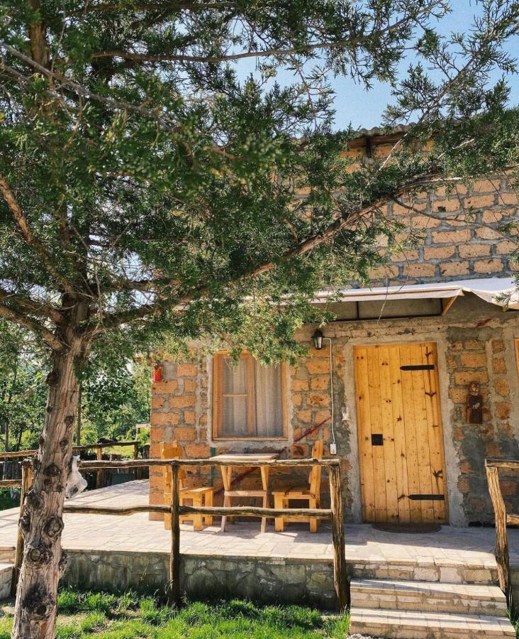 Hovek Guest House Dilijan Esterno foto