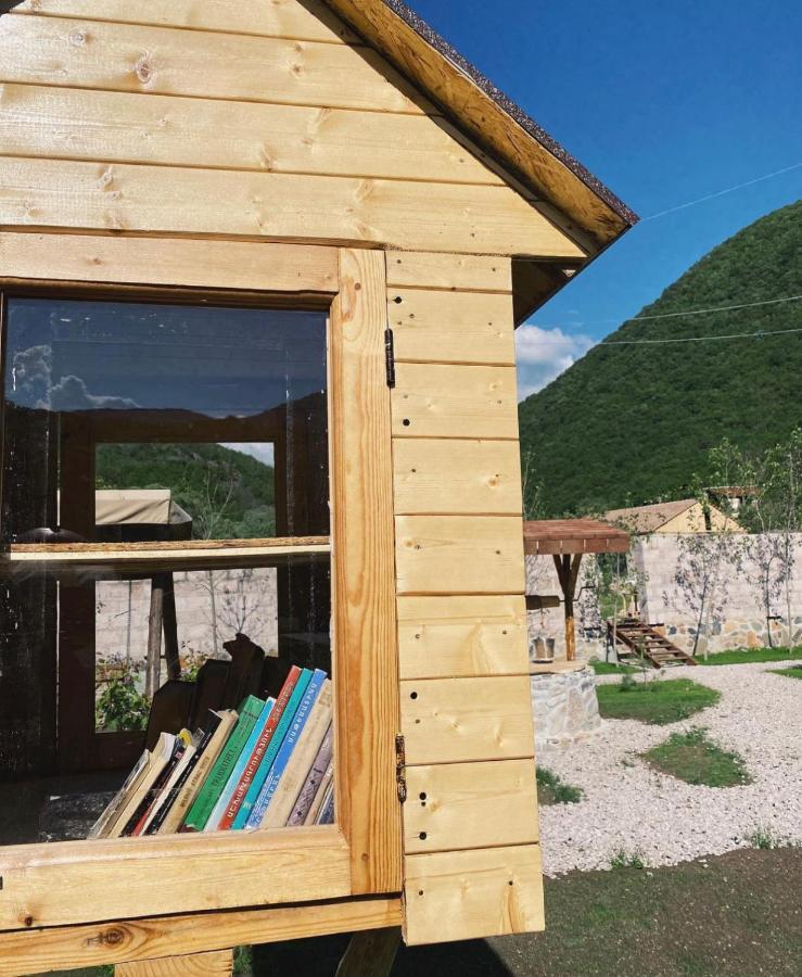 Hovek Guest House Dilijan Esterno foto