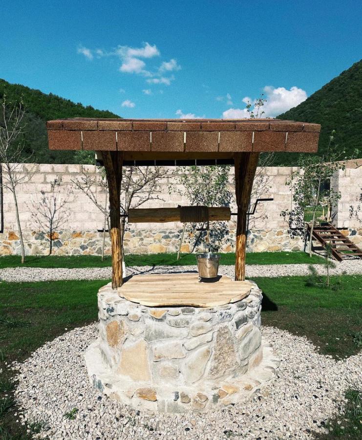 Hovek Guest House Dilijan Esterno foto