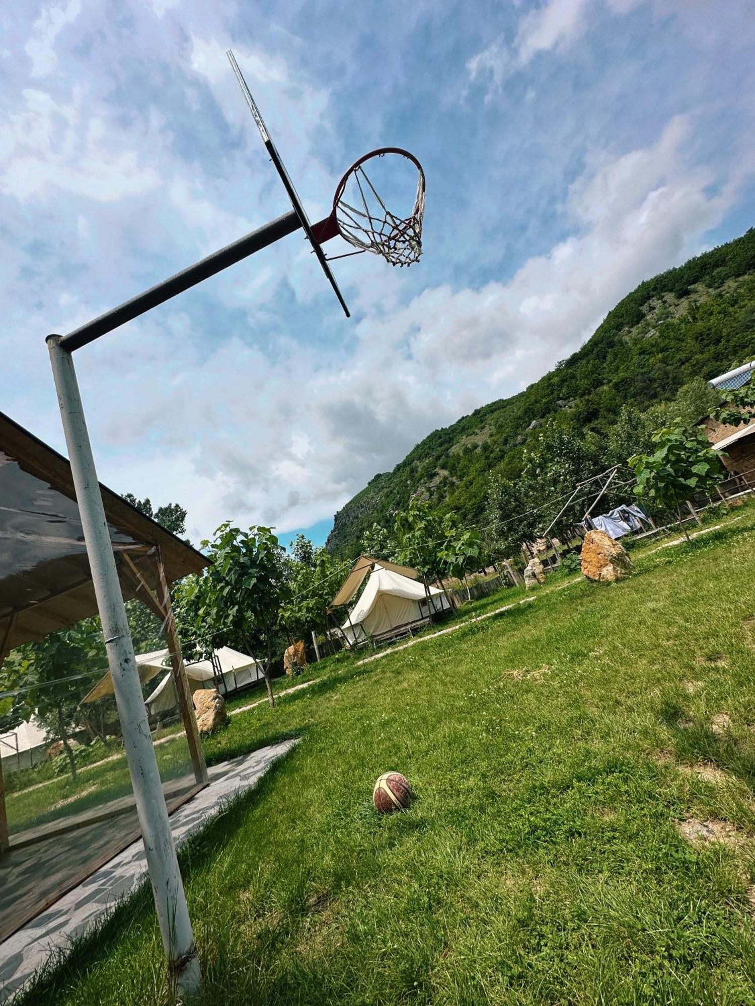 Hovek Guest House Dilijan Esterno foto